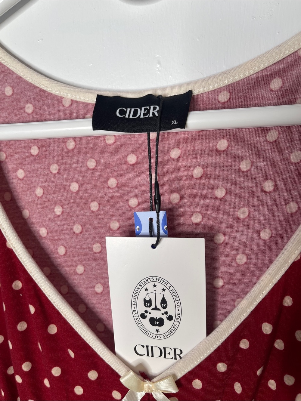 New Cider Dress XL Brick Red Polka Dots Bow Stretch Cap Sleeves V-neck Sexy NWT - Picture 3 of 14